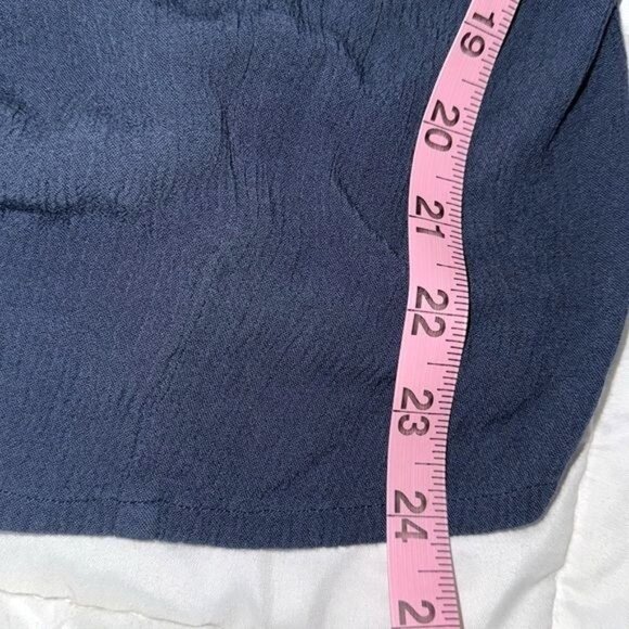 American Eagle Womens Navy Blue Long Sleeve Lace Henley Top S 100% Rayon Casual - Picture 11 of 11